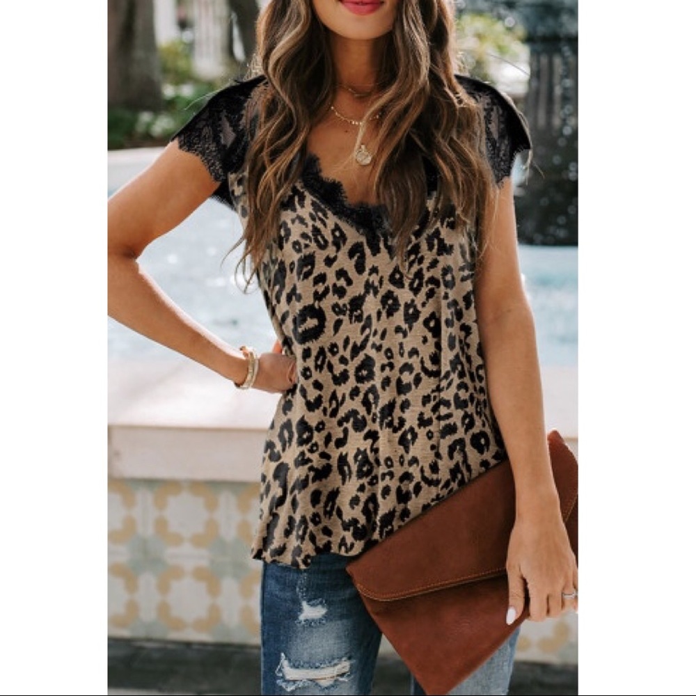 Eyelash V Neck Leopard Tank Top - Picture 1 of 4